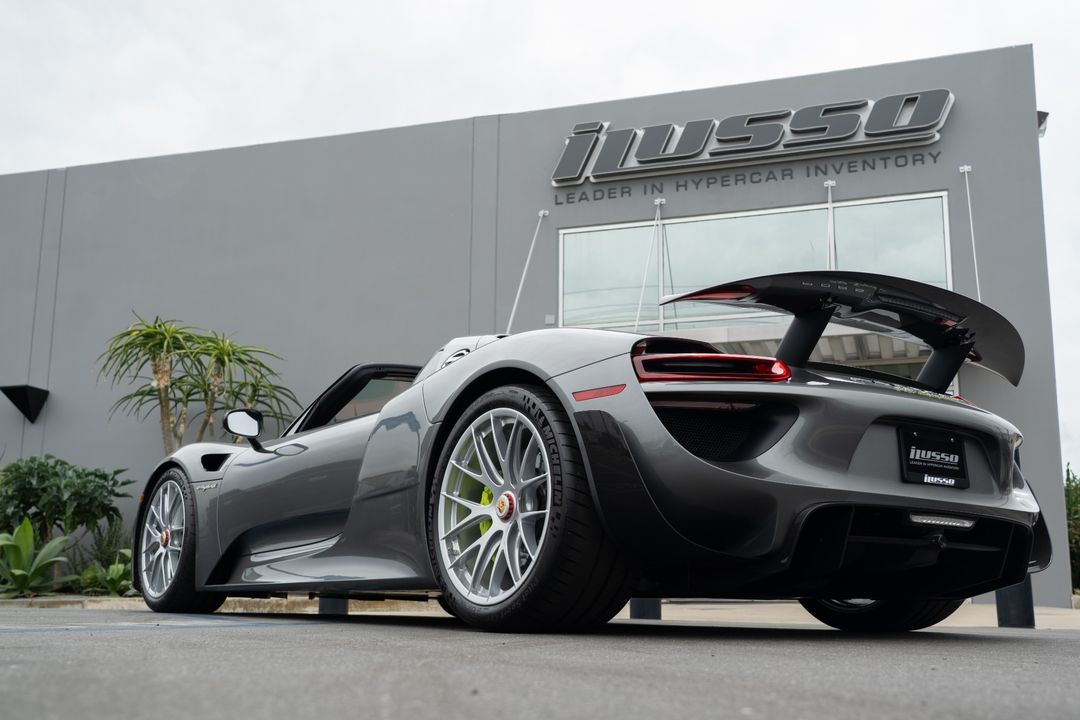 2015 Porsche 918 Spyder