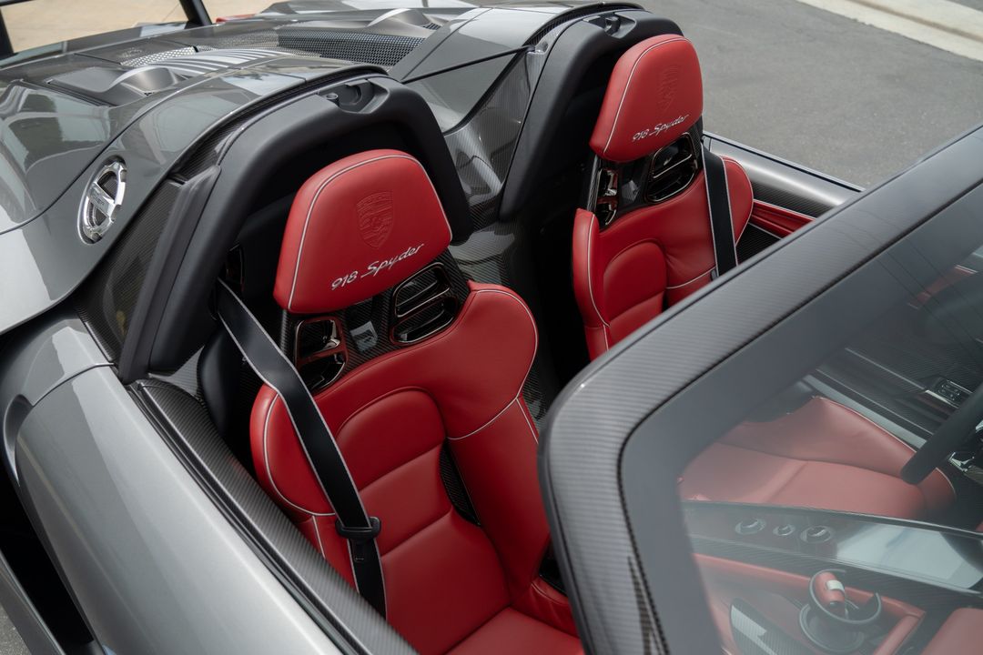 2015 Porsche 918 Spyder