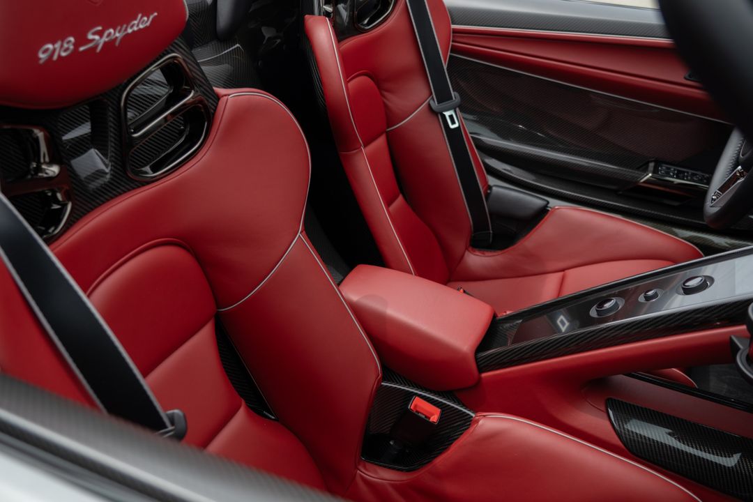 2015 Porsche 918 Spyder