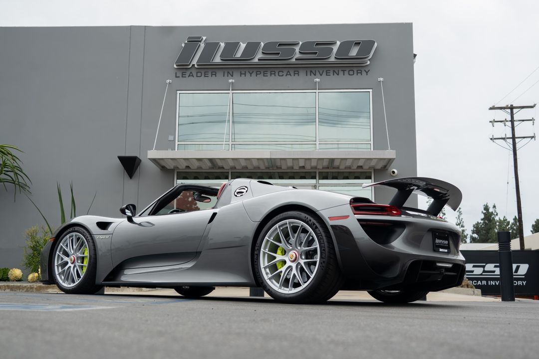 2015 Porsche 918 Spyder