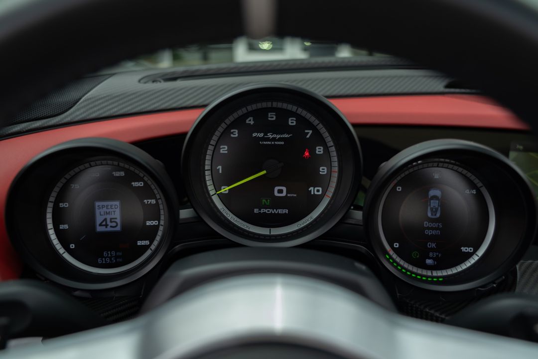 2015 Porsche 918 Spyder