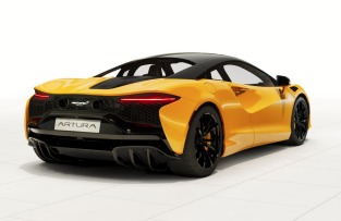 2024 McLaren Artura