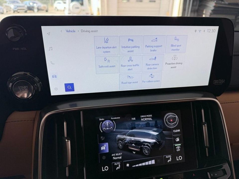 2025 Lexus LX