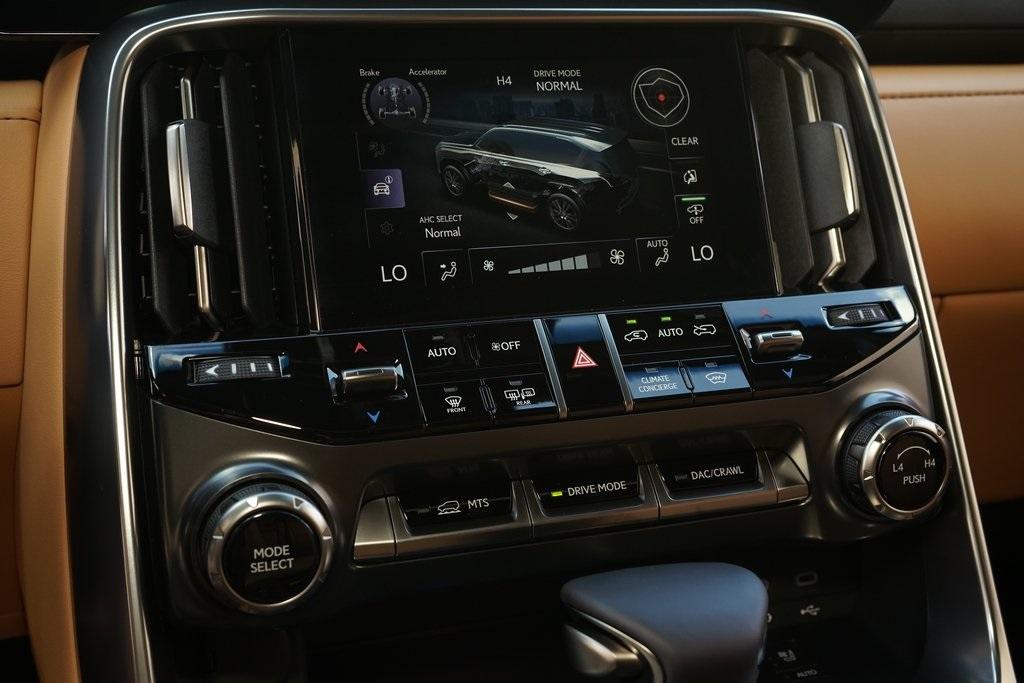 2025 Lexus LX