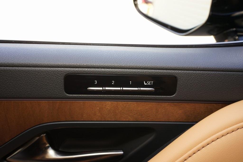 2025 Lexus LX