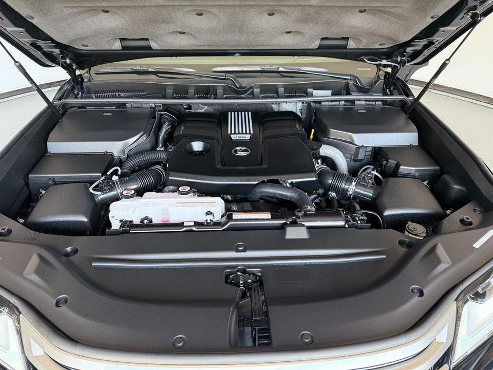 2025 Lexus LX
