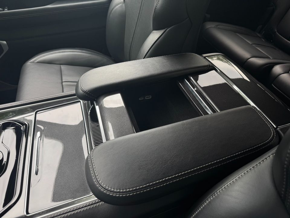 2024 Jeep Wagoneer