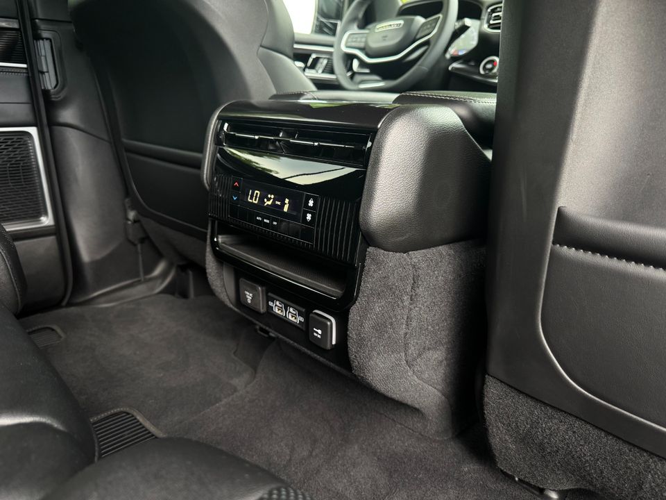 2024 Jeep Wagoneer
