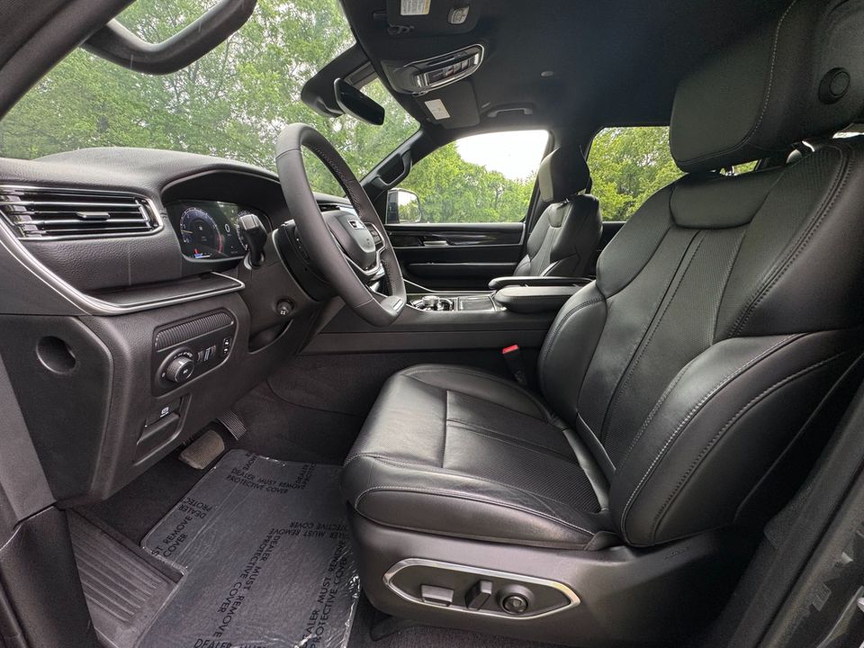 2024 Jeep Wagoneer