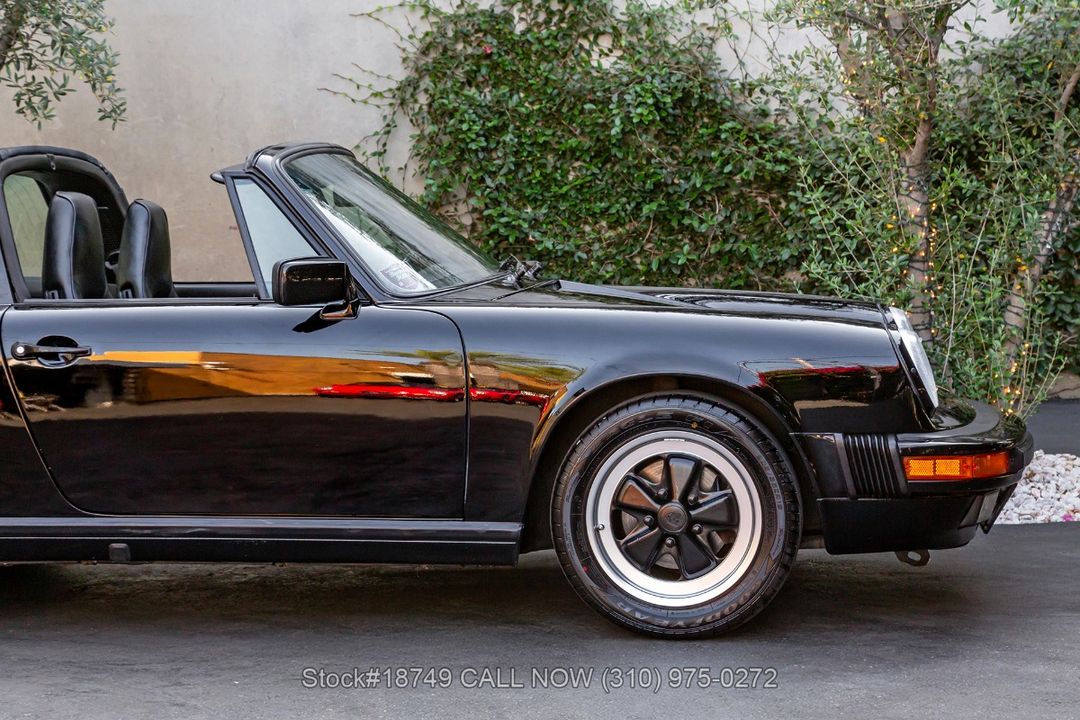 1987 Porsche Carrera
