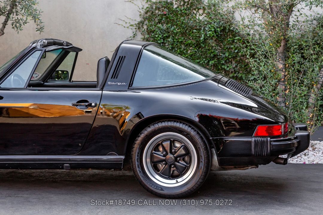 1987 Porsche Carrera