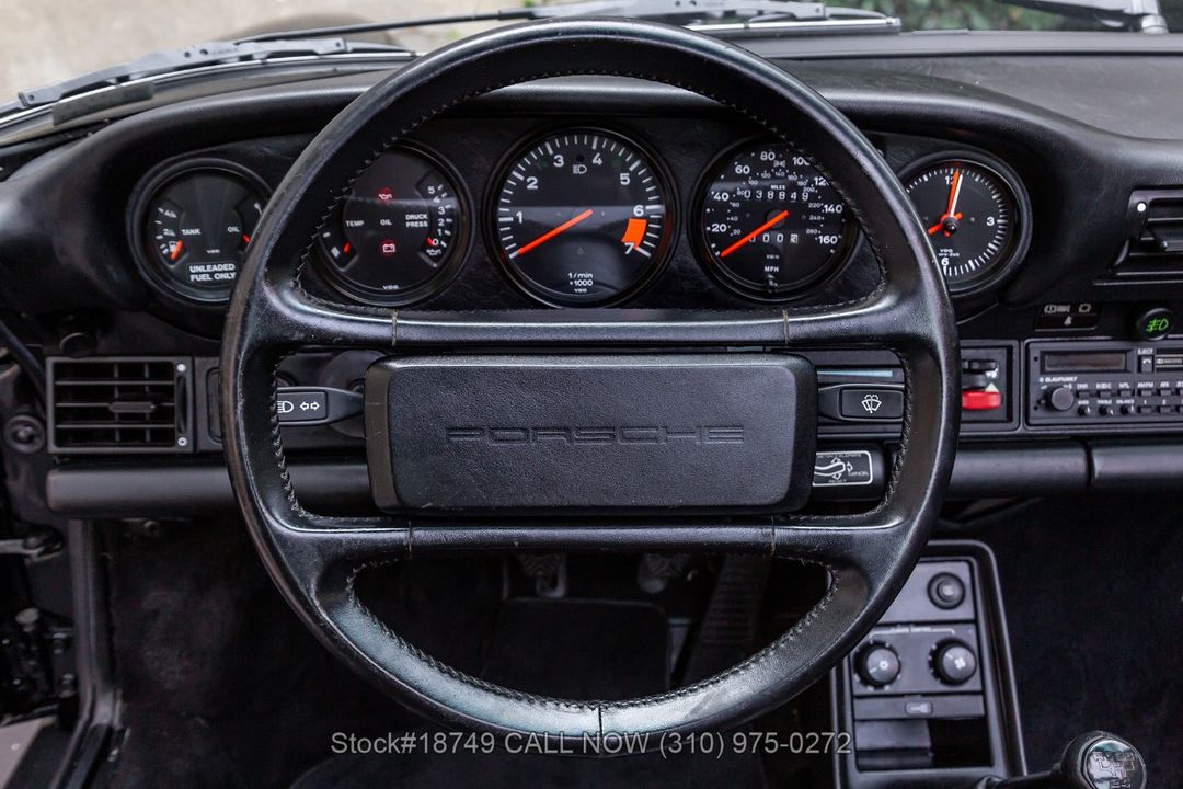 1987 Porsche Carrera