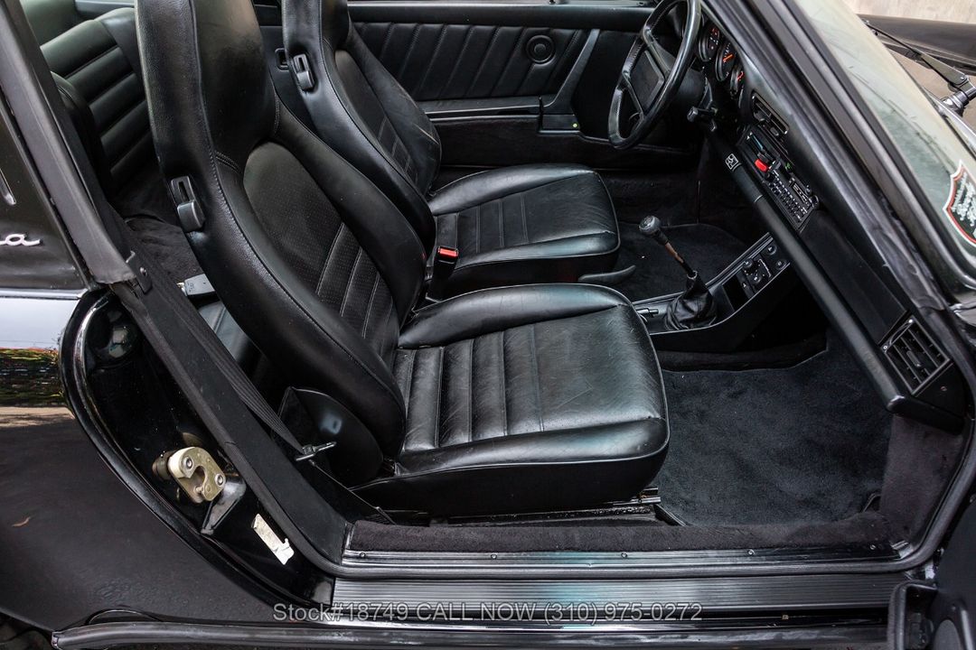 1987 Porsche Carrera
