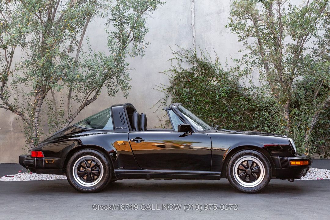 1987 Porsche Carrera
