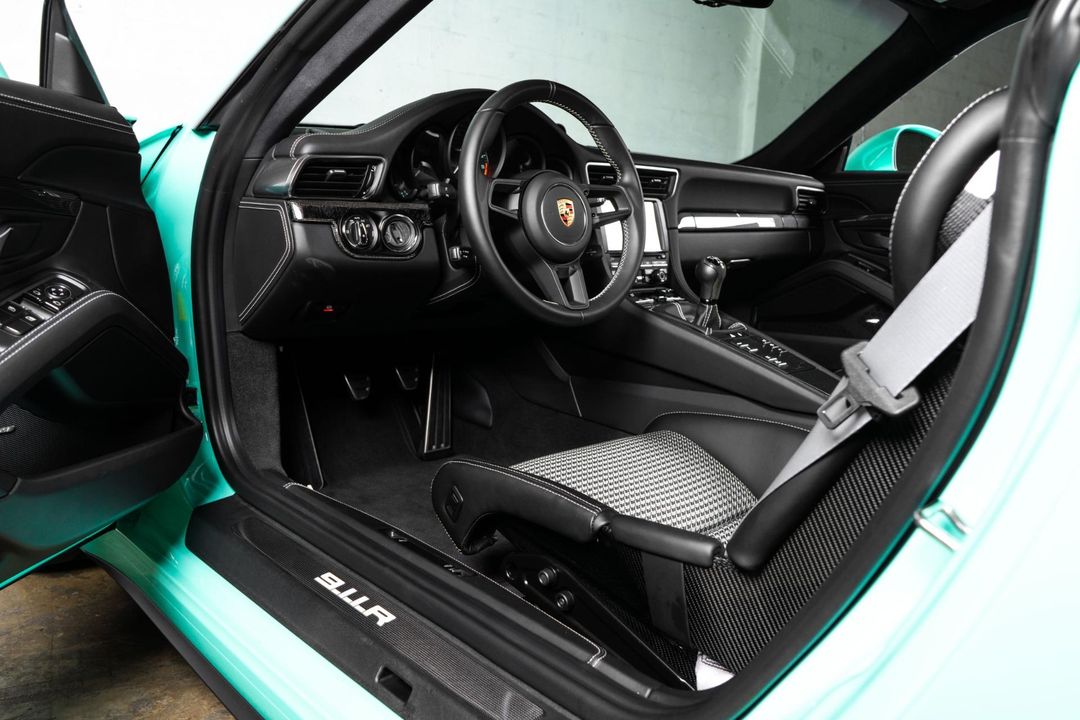 2016 Porsche 911