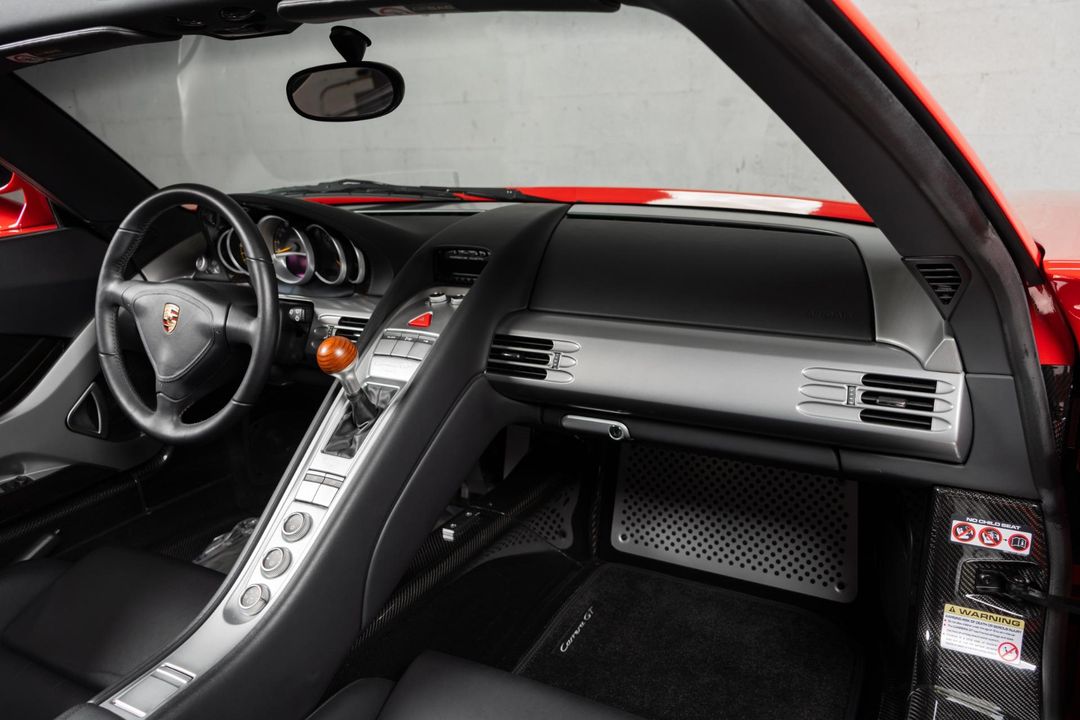 2004 Porsche Carrera GT