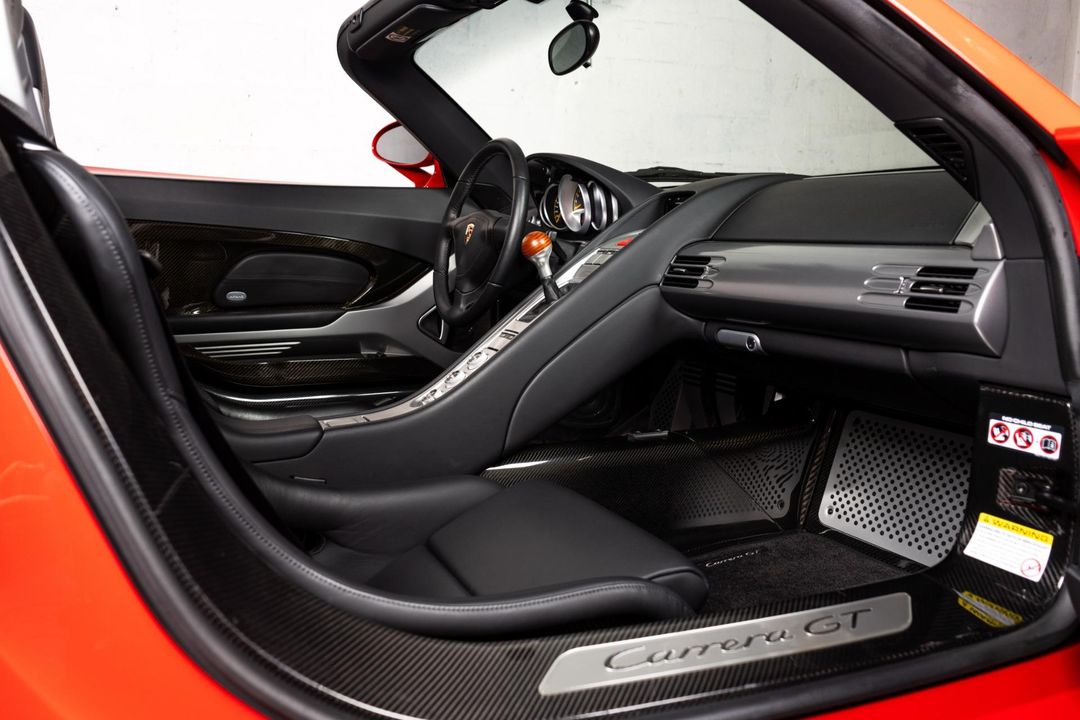 2004 Porsche Carrera GT