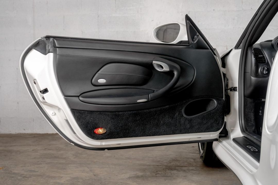 2004 Porsche 911