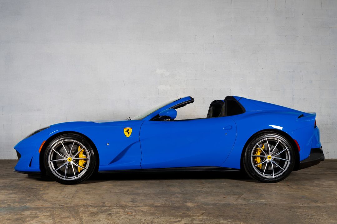 2022 Ferrari 812 GTS