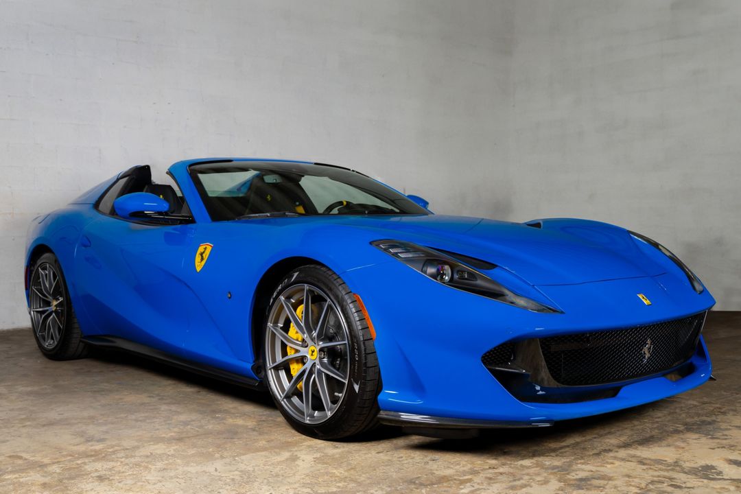 2022 Ferrari 812 GTS