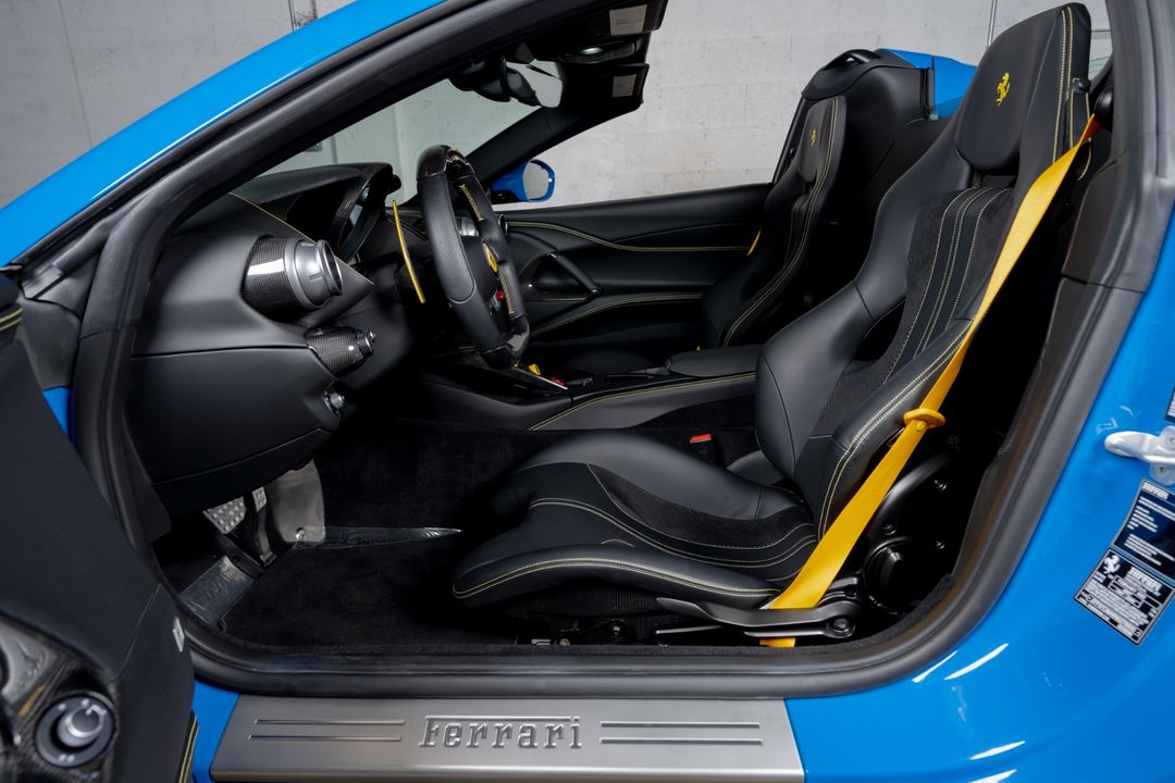 2022 Ferrari 812 GTS