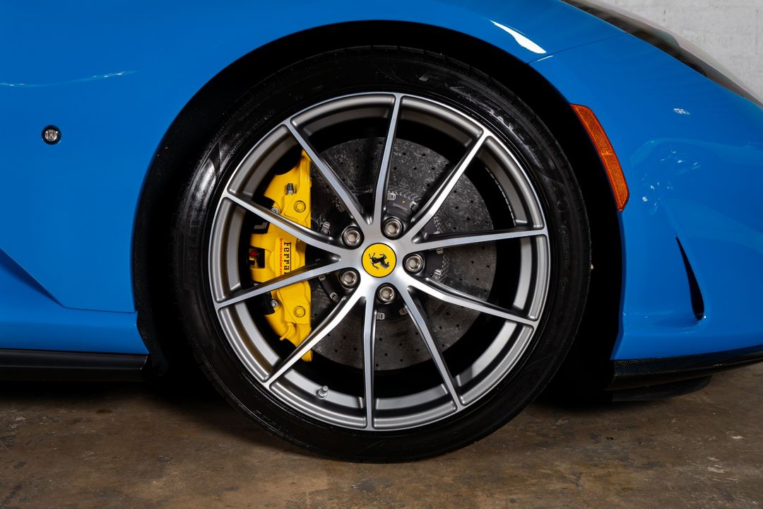 2022 Ferrari 812 GTS