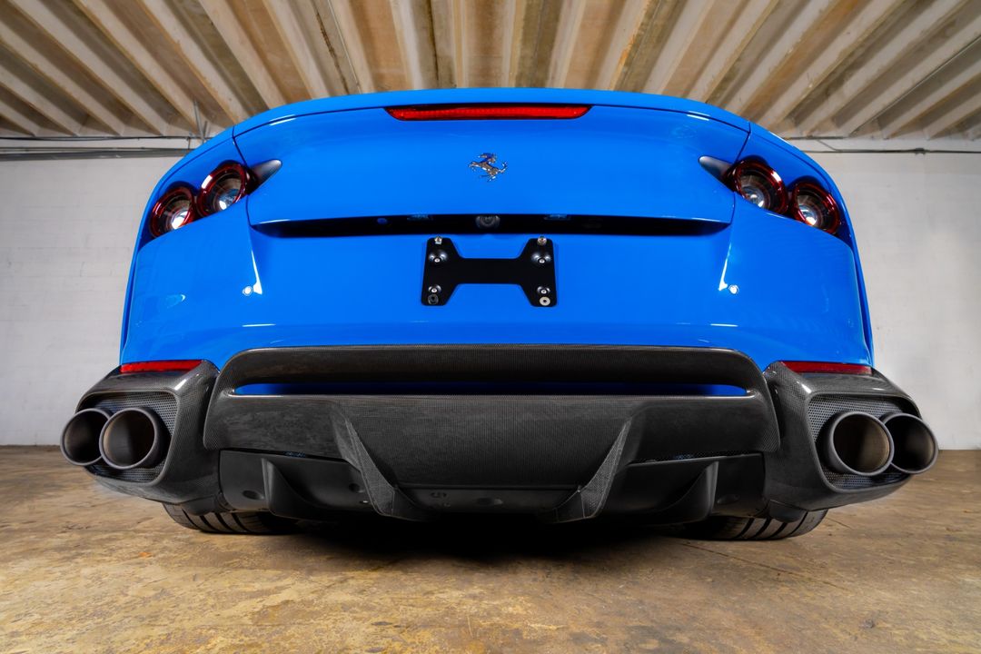 2022 Ferrari 812 GTS