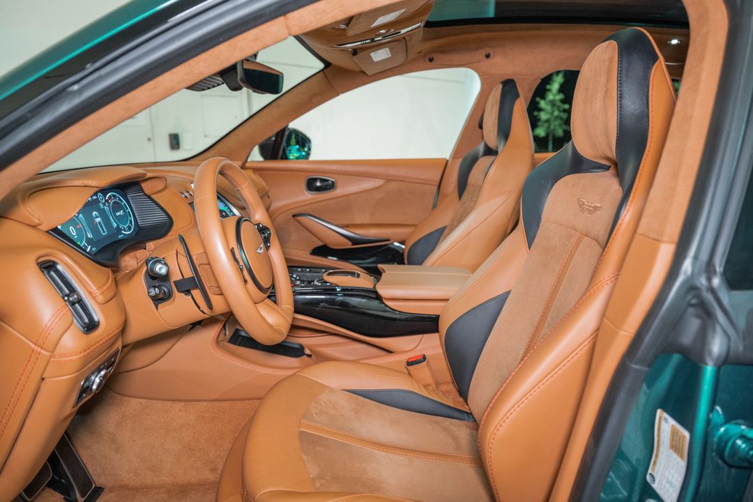 2023 Aston Martin DBX