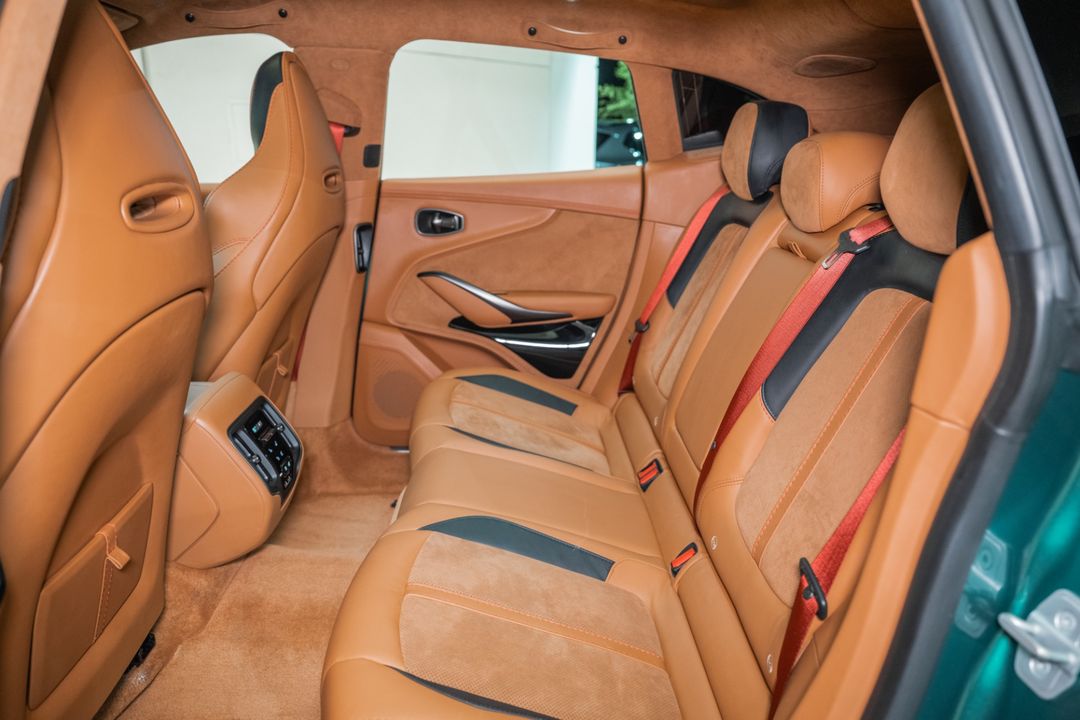 2023 Aston Martin DBX