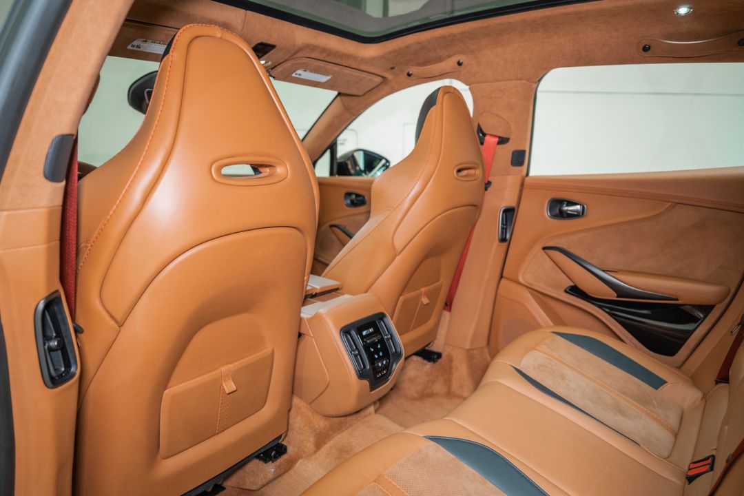 2023 Aston Martin DBX