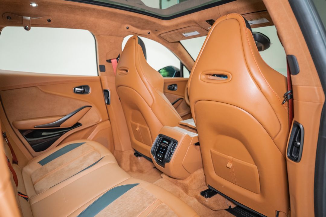 2023 Aston Martin DBX