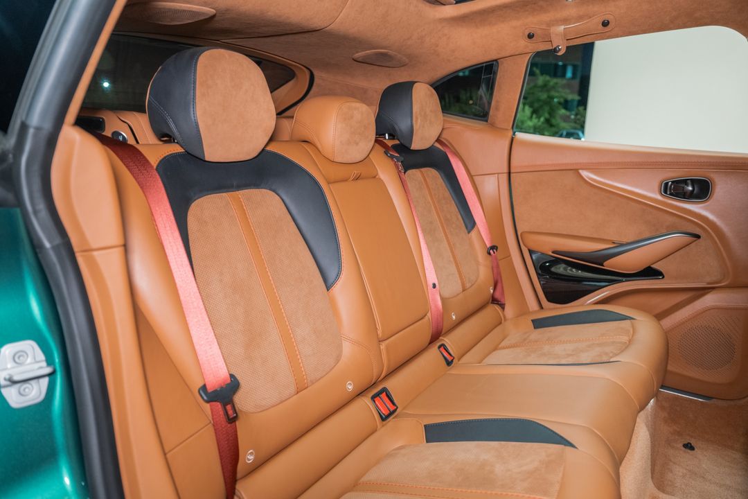 2023 Aston Martin DBX