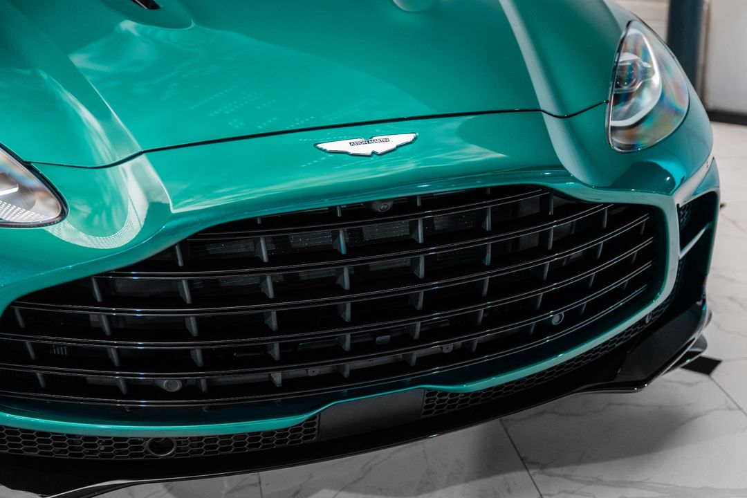 2023 Aston Martin DBX