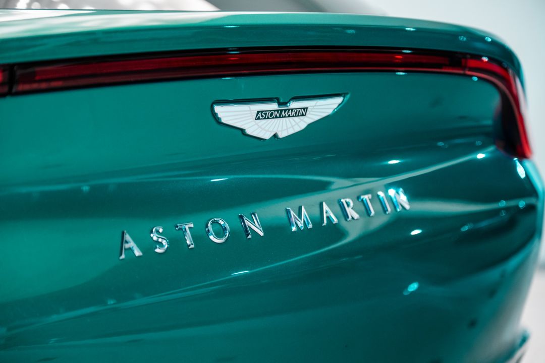 2023 Aston Martin DBX