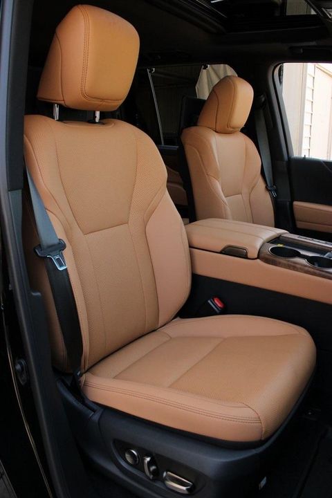 2025 Lexus LX 700H