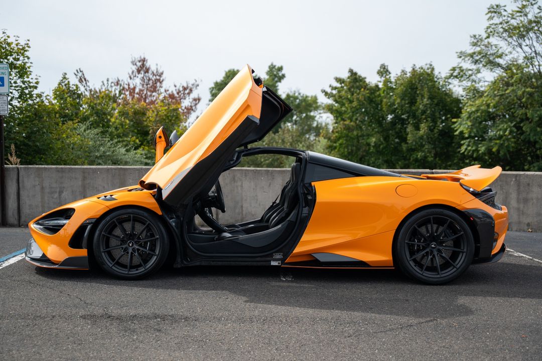2021 McLaren 765LT