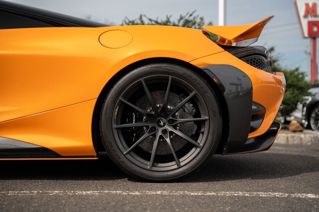2021 McLaren 765LT