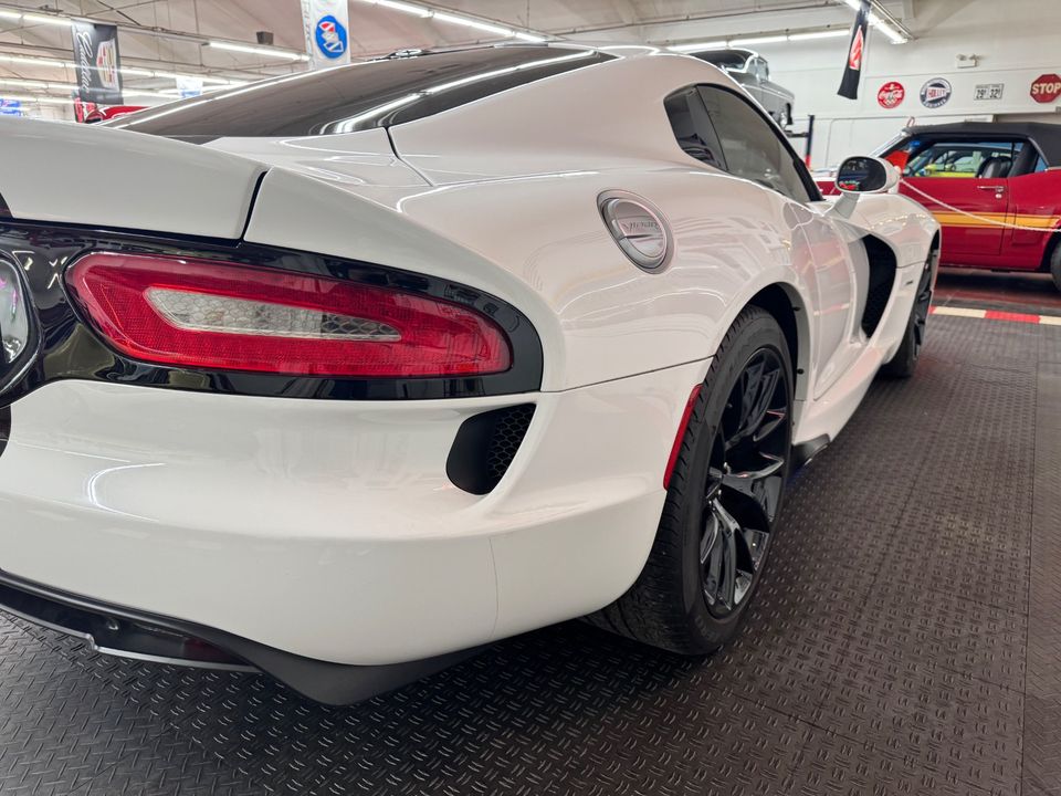 2014 Dodge SRT Viper
