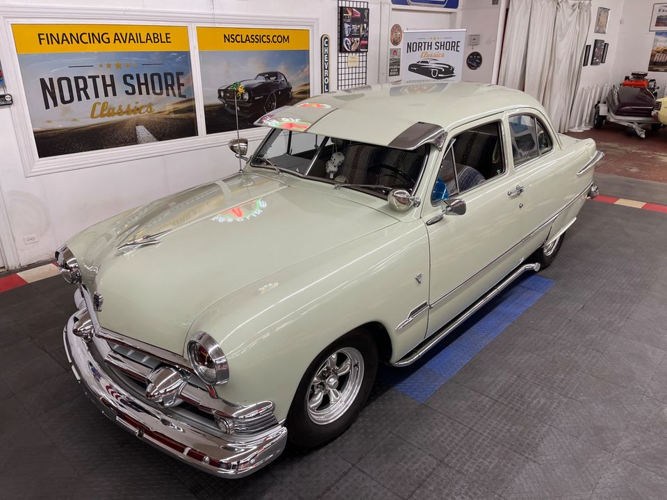 1951 Ford Hot Rod / Street Rod