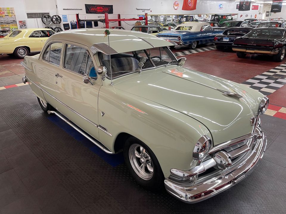 1951 Ford Hot Rod / Street Rod