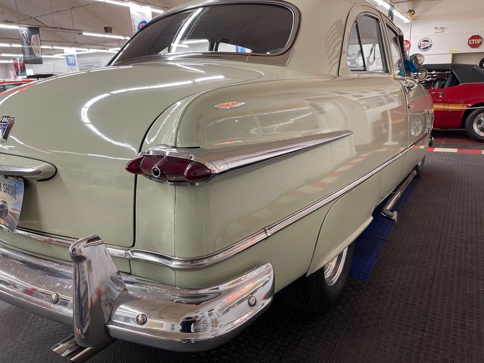 1951 Ford Hot Rod / Street Rod