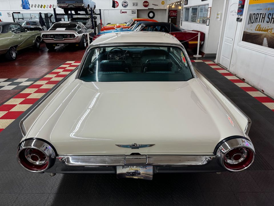 1963 Ford Thunderbird