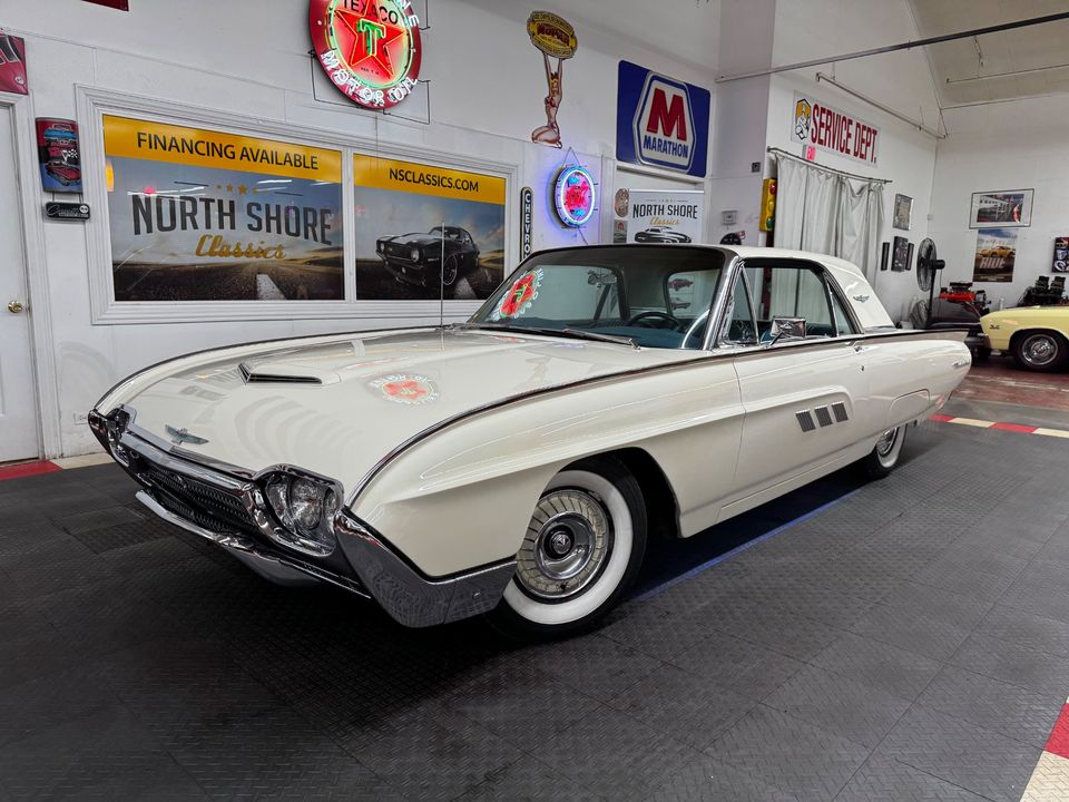 1963 Ford Thunderbird