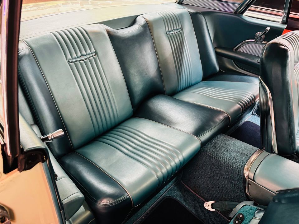 1963 Ford Thunderbird