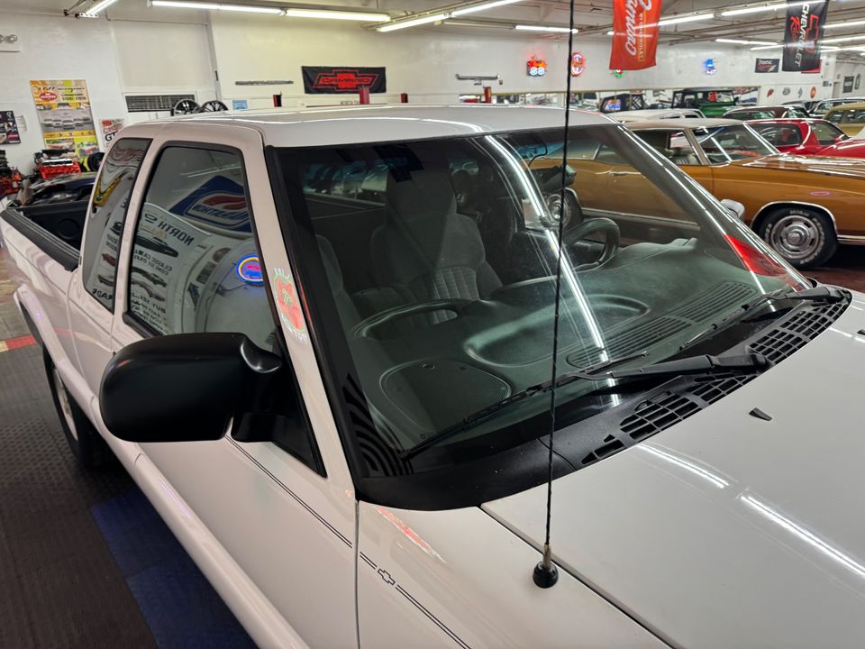 2002 Chevrolet S-10