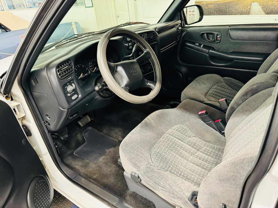 2002 Chevrolet S-10