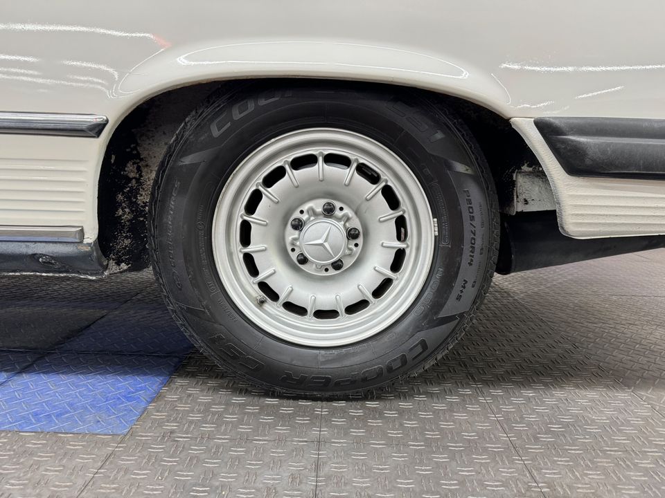 1977 Mercedes Benz 450 SLC