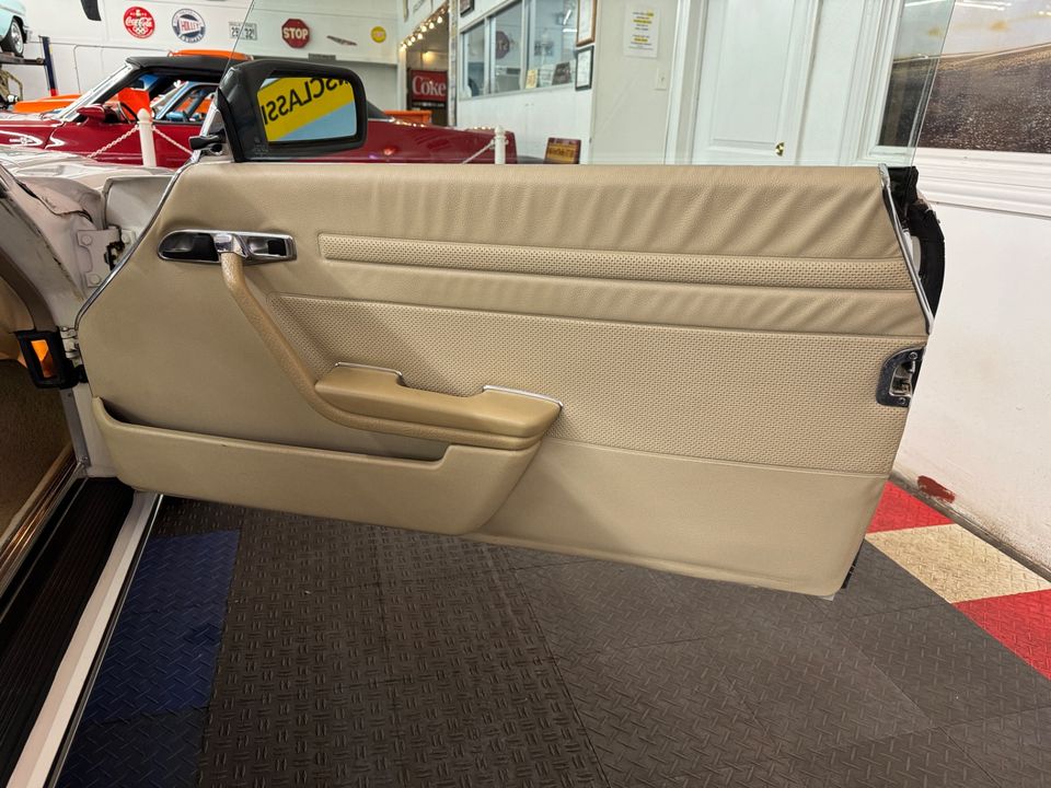 1977 Mercedes Benz 450 SLC