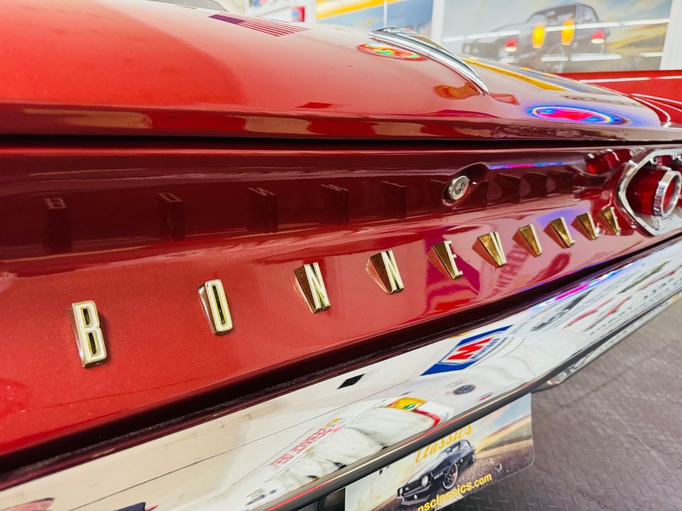 1961 Pontiac Bonneville