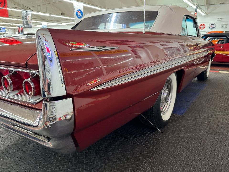 1961 Pontiac Bonneville